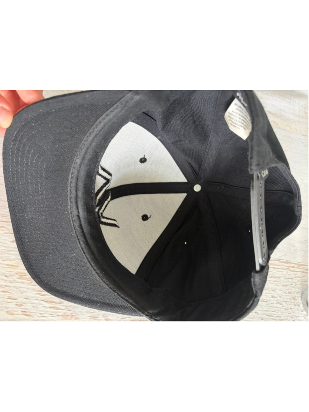 Men's RVCA Black Mid Fit Snapback Hat One Size - Picture 7 of 7